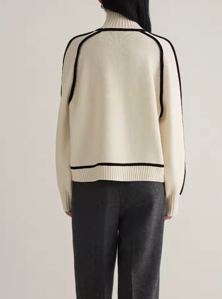 Roxanne | Rullekrave Sweater Offwhite Strik Kontrastkanter til Kvinder