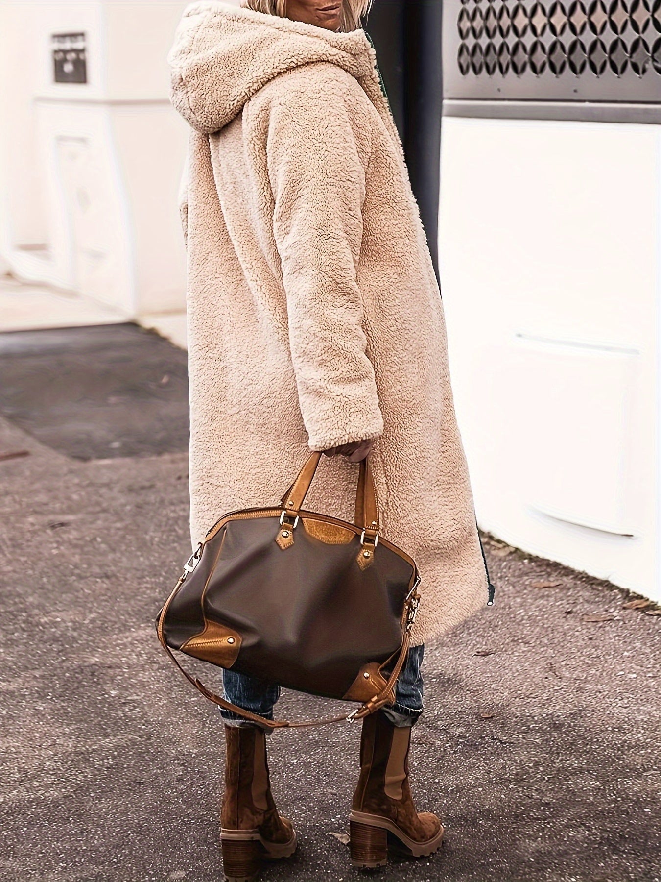 Helena | Frakke Creme Vendbar Teddyfor til Kvinder
