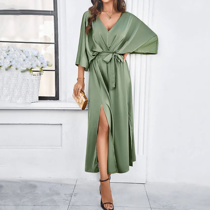 Vesna | Maxi Kjole Beige Satin V-Hals Bindebånd til Kvinder