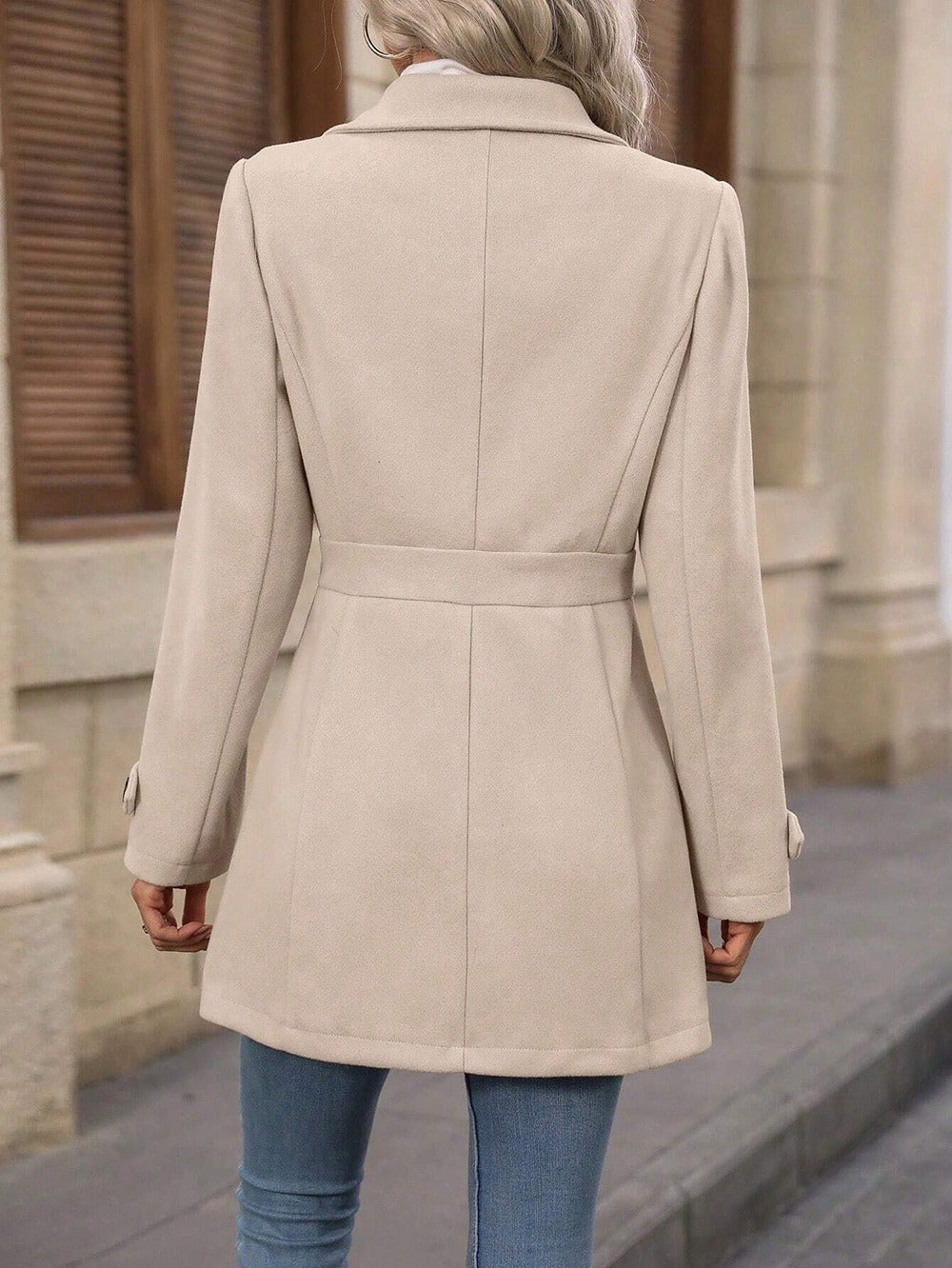 Lorinda | Klassisk Frakke Beige Uld Taljeret Knapper til Kvinder