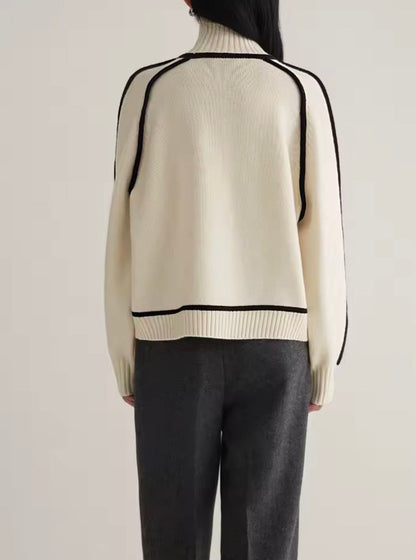 Roxanne | Rullekrave Sweater Offwhite Strik Kontrastkanter til Kvinder