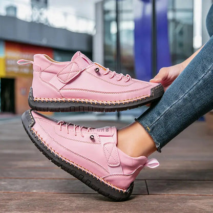 Petra | Sneakers Sort Læder Snøre Lavt Skaft til Kvinder