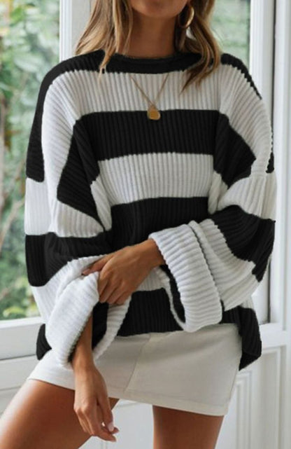 Ingrid | Oversized Strikpullover Salviegrøn Hvid Stribet Rundhals til Kvinder