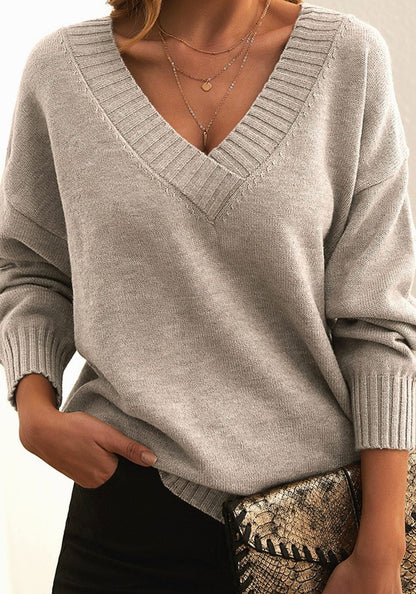 Mette | Oversized Strikpullover Beige Ribbet V-hals til Kvinder